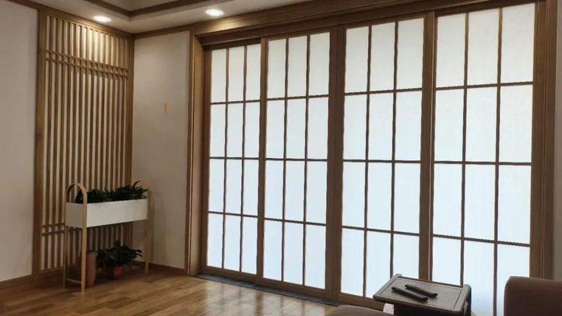 锁扣地板：锁扣工艺，清洁无忧