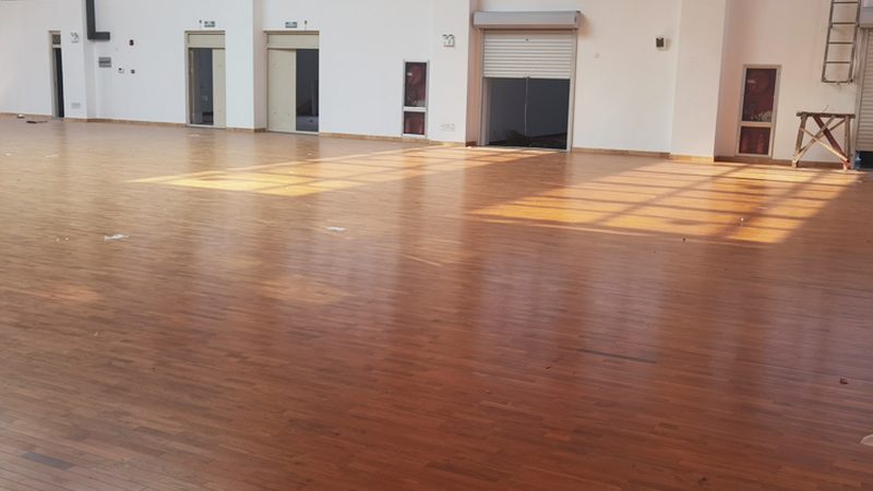 儿童房地板选材：强化地板的环保与适用性解析